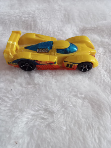 Auto Carrera 24 Ours Hot Wheels