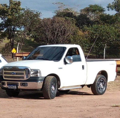 Ford F-250 4.2 XLL 2 p