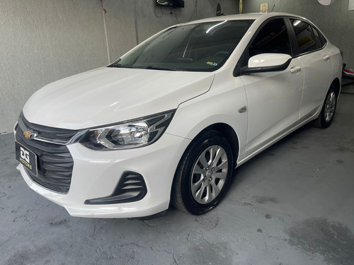 Chevrolet Onix plus 1.0 Lt 4p