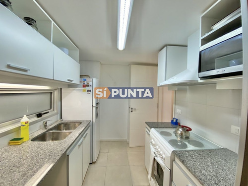 Imagen 11 de 23 de Venta De Apartamento De 2 Dormitorios En Mansa Punta Del Este