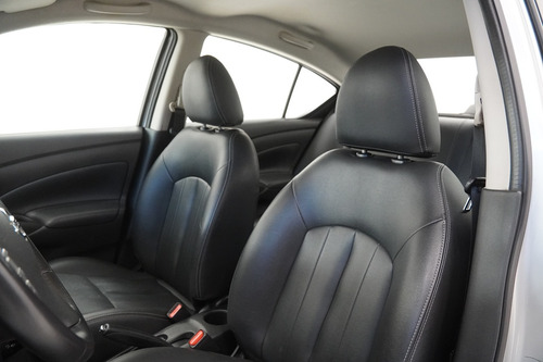 Nissan Versa 1.6 16V FLEXSTART SL 4P XTRONIC