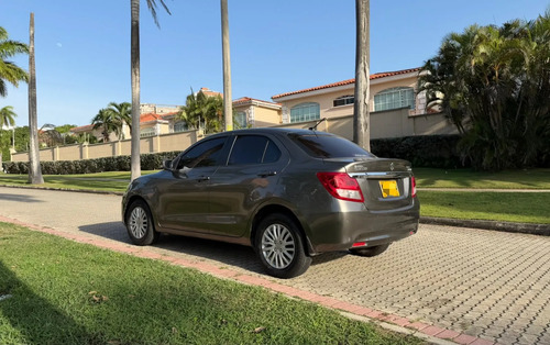 Suzuki Swift 1.2 Dzire At