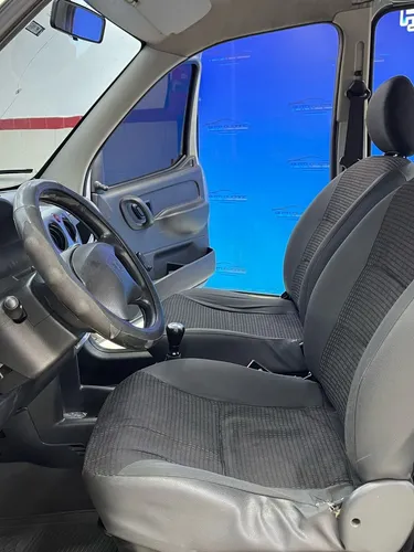 Peugeot Partner 2012