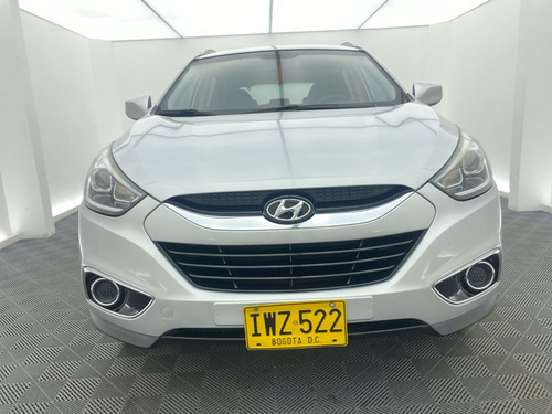 Imagen 5 de 25 de Hyundai Tucson Ix35 Gl 2.0 Mecanico