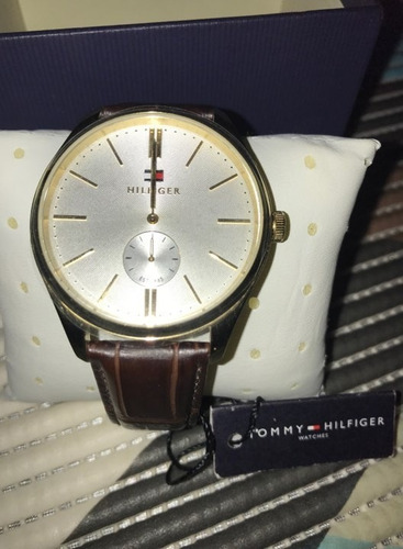 Reloj Tommy Hilfinger 1791170 ,cuero Y Acero, Nuevo... !!