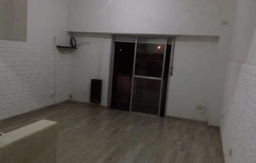 Excelente Departamento 4 Ambientes  Escucha Oferta