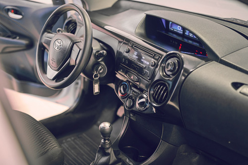 Toyota Etios 1.5 Sedan X l18