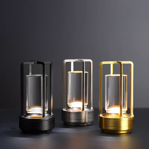 Una Lámpara De Mesa De Estilo Moderno, Pequeña Luz Nocturna,
