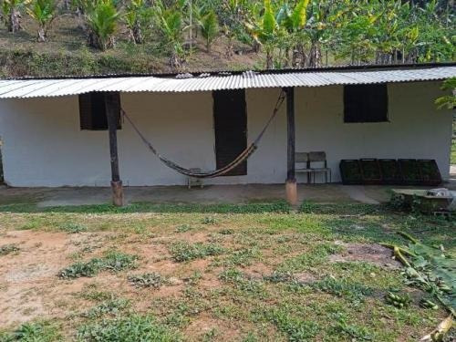 Imagem 1 de 14 de Chácara Em Miracatu - São Paulo, Com 1 Quarto, Ref: 8564 Wa.