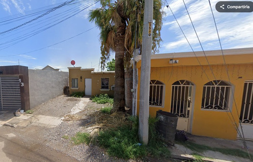 Casa En Remate Bancario C. Coníferas , Jacarandas, Navojoa, Son. Clv1