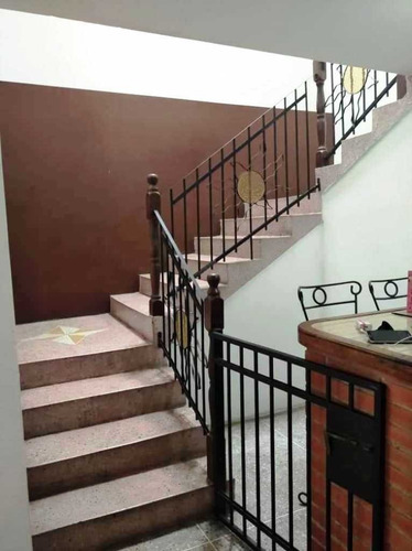 Imagen 6 de 16 de Se Vende Casa La Pastora Valencia Centro 04144121460