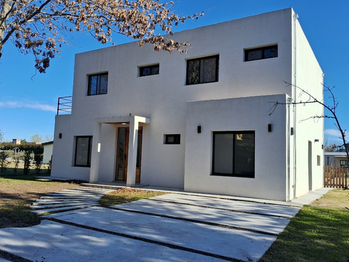 Casa En Cardales Village Amplia Luminosa Impecable A Estrenar