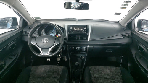 Toyota Yaris 1.5 SEDAN CORE MT