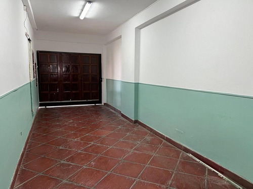 Casa 6 Amb. C/quincho, Parrilla, Pileta - B. Vista