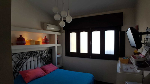 Venta Casa La Blanqueada 2 Dormitorios 2 Baños Barbacoa