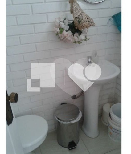 Imagem 9 de 19 de Casa Com 4 Quartos,2 Andares, Lareira, Piscina, 4 Vagas, No Menino Deus - Reo414736
