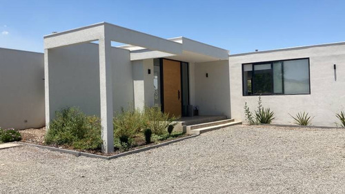 Imagen 24 de 25 de Amplia Casa En Venta Sector Exclusivo Chicureo