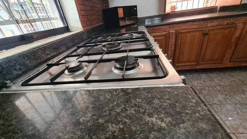 Imagen 5 de 8 de Venta De Casa En Las Quintas De Naguanagua Lemc-269