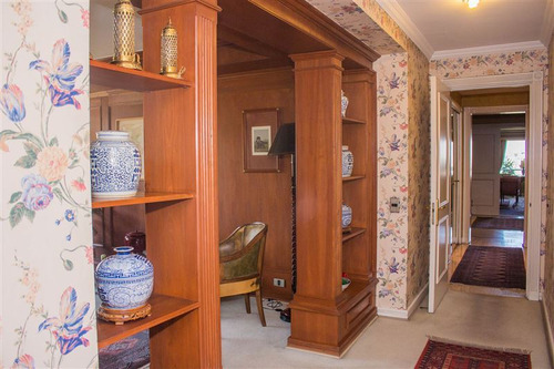 Departamento En Venta De 2 Dorm. En Vitacura