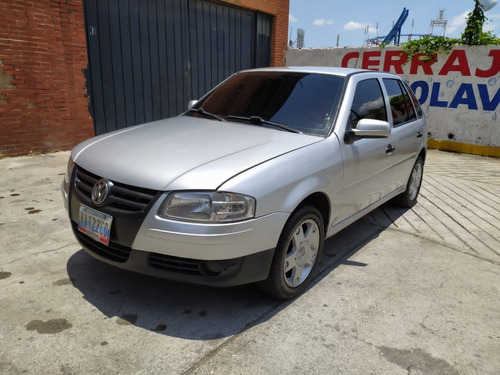 Imagen 1 de 8 de Volskwagen Gol Sincronico
