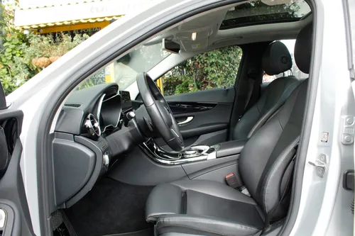 Mercedes-benz Clase C 180 Advantgarde 1.6 At Aa 4x2