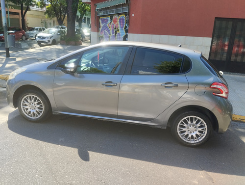 Peugeot 208 1.5 Allure