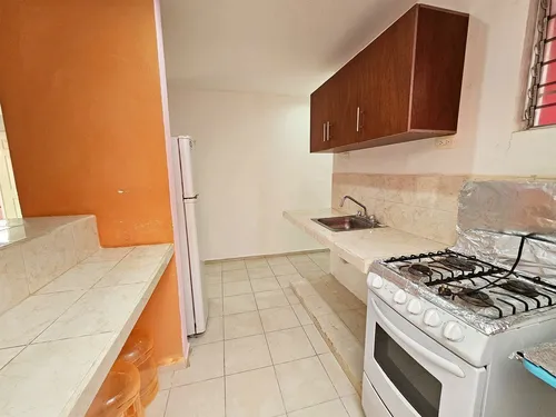 Casa En Renta De 1 Planta Con 3 Recámaras, Amueblada En Ciudad Caucel