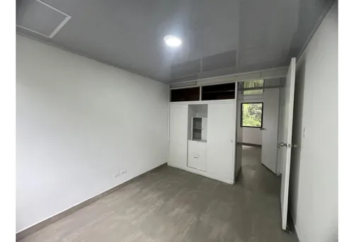 Venta De Apartamento En El Occidente, Sector Los Pinos