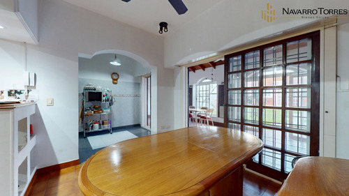 Casa Lote Propio De 342m2 Con Amplio Jardin