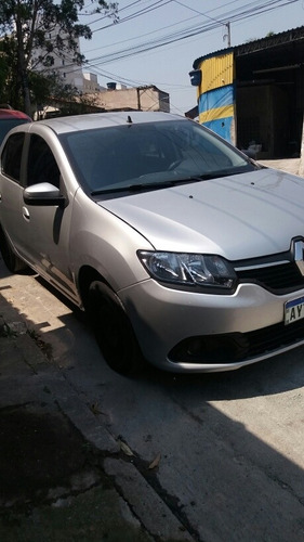 Renault Logan 2015 1.6 Expression Hi-power 4p
