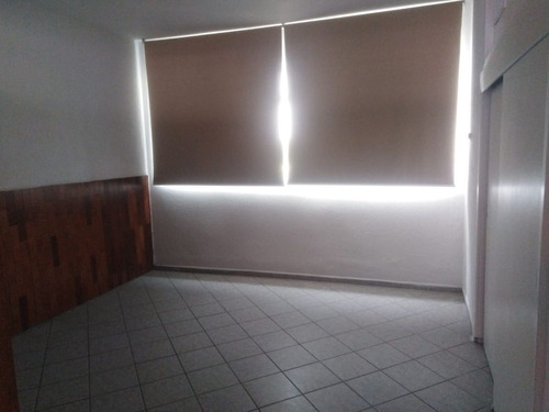 Oficinas En Renta En Zona Centro Con Recepción
