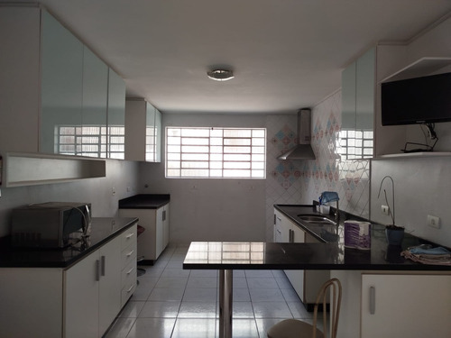 Amplo Sobrado Com 3 Dorms E 1 Suite