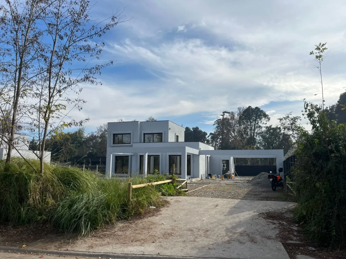 Imagen 1 de 15 de Casa Nueva Adentro De Club Golf Los Lirios, Requínoa.