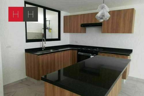 Imagen 6 de 16 de Casa En Venta En Lomas Iii