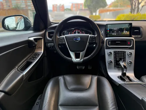 Volvo S60 2.0 T4 Drive-e R-design