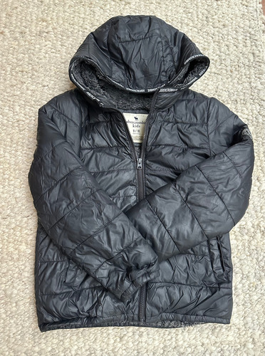Campera Impermeable Abercrombie & Fitch Sin Género (Usado)