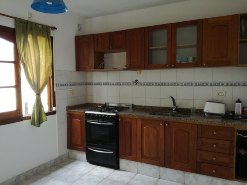 Imagen 4 de 7 de Triplex 4 Ambientes, Play Room, Jardin, Luminoso, S/expensas