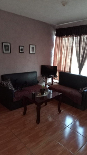 Casa En Venta-calle Villa Logroño 127a, Villa Fontana, Tlajomulco De Zúñiga, Jalisco. (36289520818)