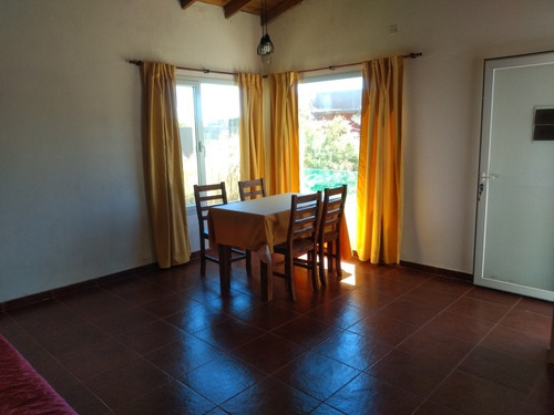 Imagen 3 de 17 de Alquiler Cabañas A 1 Cuadra Del Mar Santa Clara - Camet Norte