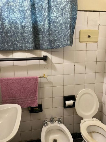 Imagen 8 de 14 de Permuta - Casa A Refaccionar En Venta - Ideal Emprendimiento - Moron Sur
