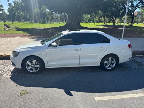 Volkswagen Vento 2.5 Luxury 170cv Tiptronic