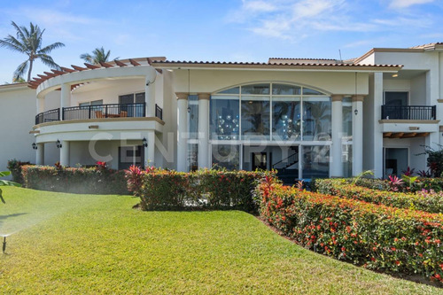 Casa En Venta En Grand Marina Villas, Nuevo Vallarta, Nayarit.