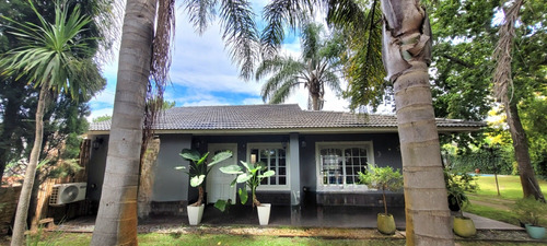 Venta Hermosa Casa Con Dos Lotes Pileta Gas Natural San Bernardo