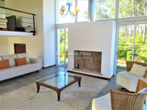 Rincón Del Indio Oportunidad!- Ref: 10437