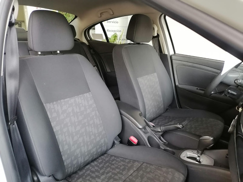 Imagen 8 de 15 de Renault Fluence Expression Cvt 2017