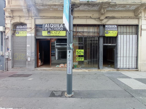 Imagen 4 de 10 de Local Comercial - Sarandí Y 33 , 300 M2 De Salón, 13 Mts De Frente, Único !!