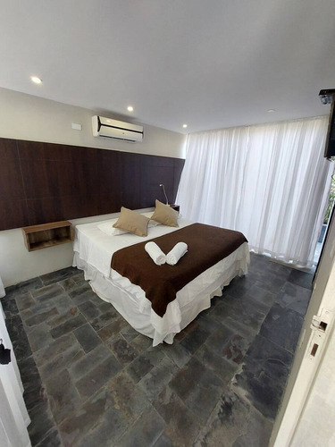 Imagen 12 de 25 de Frances Mijares Vende Hotel Boutique Bahía De Cata Cód 182520