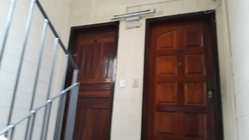 Alugo Apartamento Teotônio $1000 Reais Com Garagem Fechada