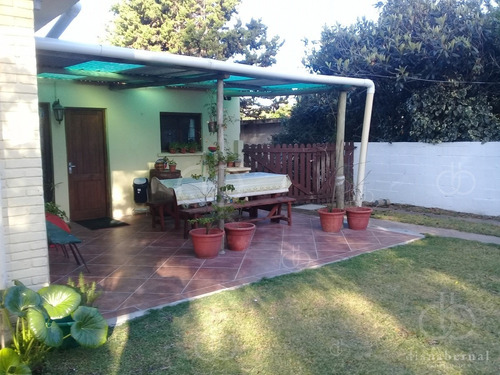 Imagen 8 de 12 de Punta Del Este, Chalet De 3 Dormitorios En Mansa.- Ref: 54737