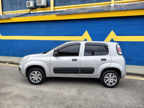 Fiat Uno 1.0 EVO ATTRACTIVE 8V FLEX 4P MANUAL